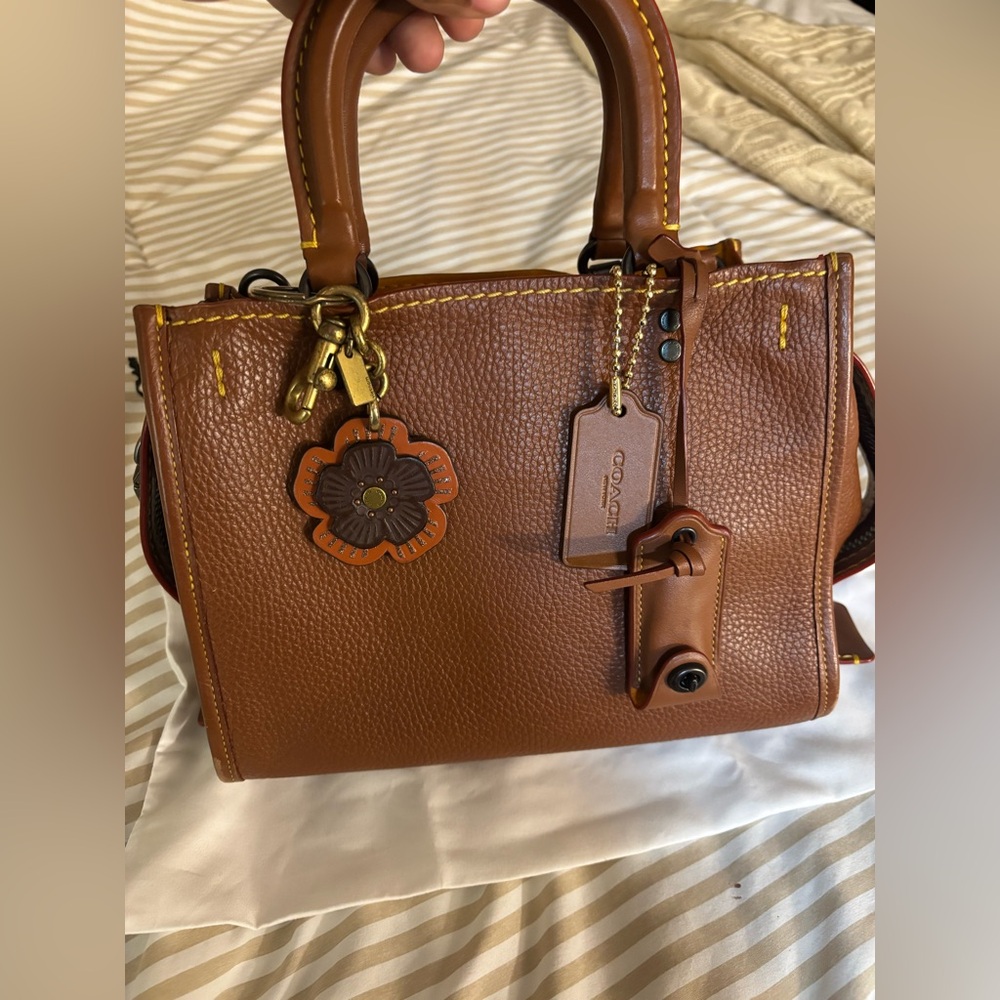 Coach rogue 25 WITH Charms Included